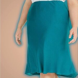 NWT INC International Concepts Bias Cut Textured Satin Skirt in Quetzal Green 3X